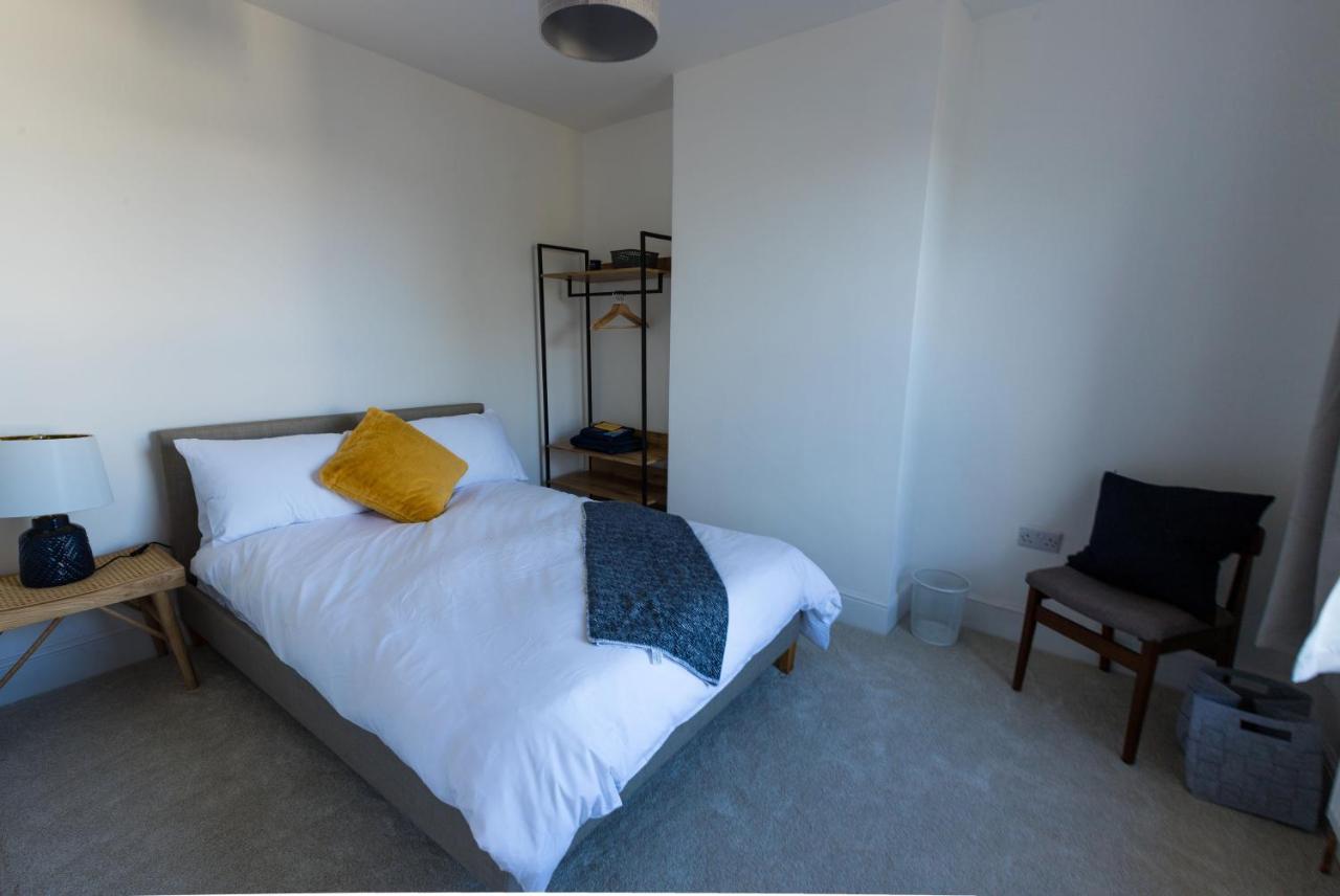 Amazing New 3 Double Bed House In Staple Hill! Apartment Bristol Ngoại thất bức ảnh